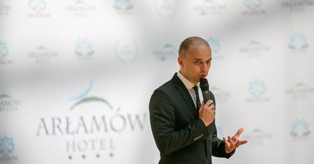 Hotel Arłamów nie jest na sprzedaż. Ogłoszenie "bez naszej wiedzy, bez naszej zgody"