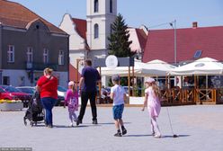 Spada liczba rodzin korzystających z pomocy społecznej. Nowe dane GUS