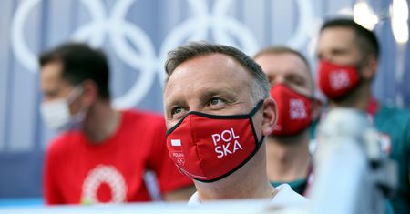 Andrzej Duda odczuwał wielki głód?! Wiadomo, czym się posilił na meczu