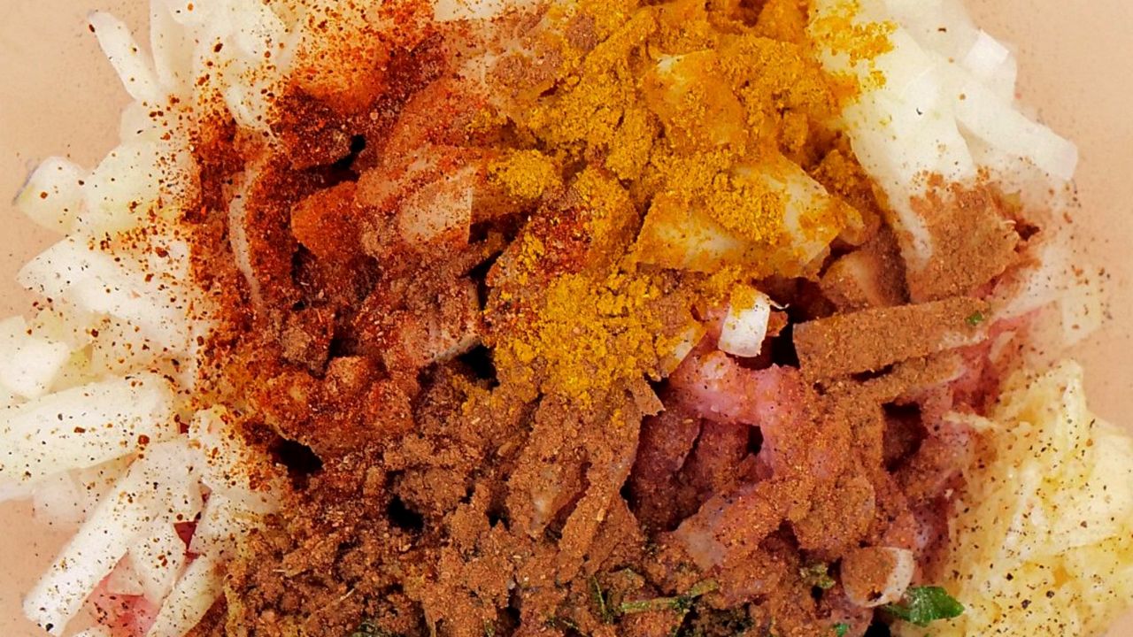 Większość Polaków używa ich w kuchni niemal codziennie. Nie mamy pojęcia, co naprawdę zawierają