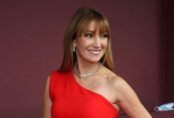 71-letnia Jane Seymour zachwyca w czerwonej sukni