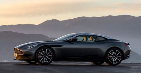 Aston Martin prezentuje nowe, intrygujące logo