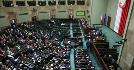 Puste ławy w Sejmie. Wymowny gest posłów PiS