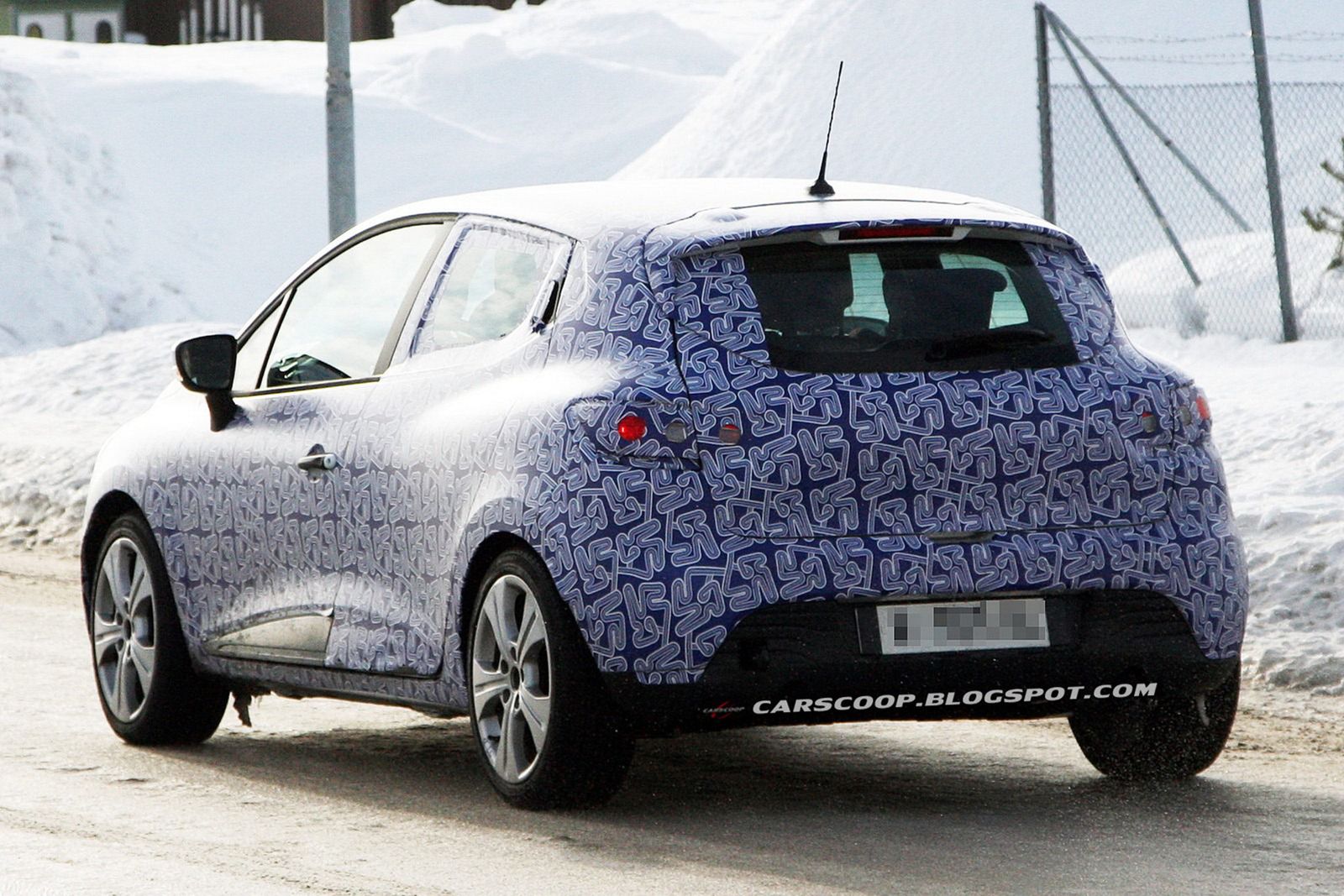 Renault Clio (2013) (źródło: Carscoop)
