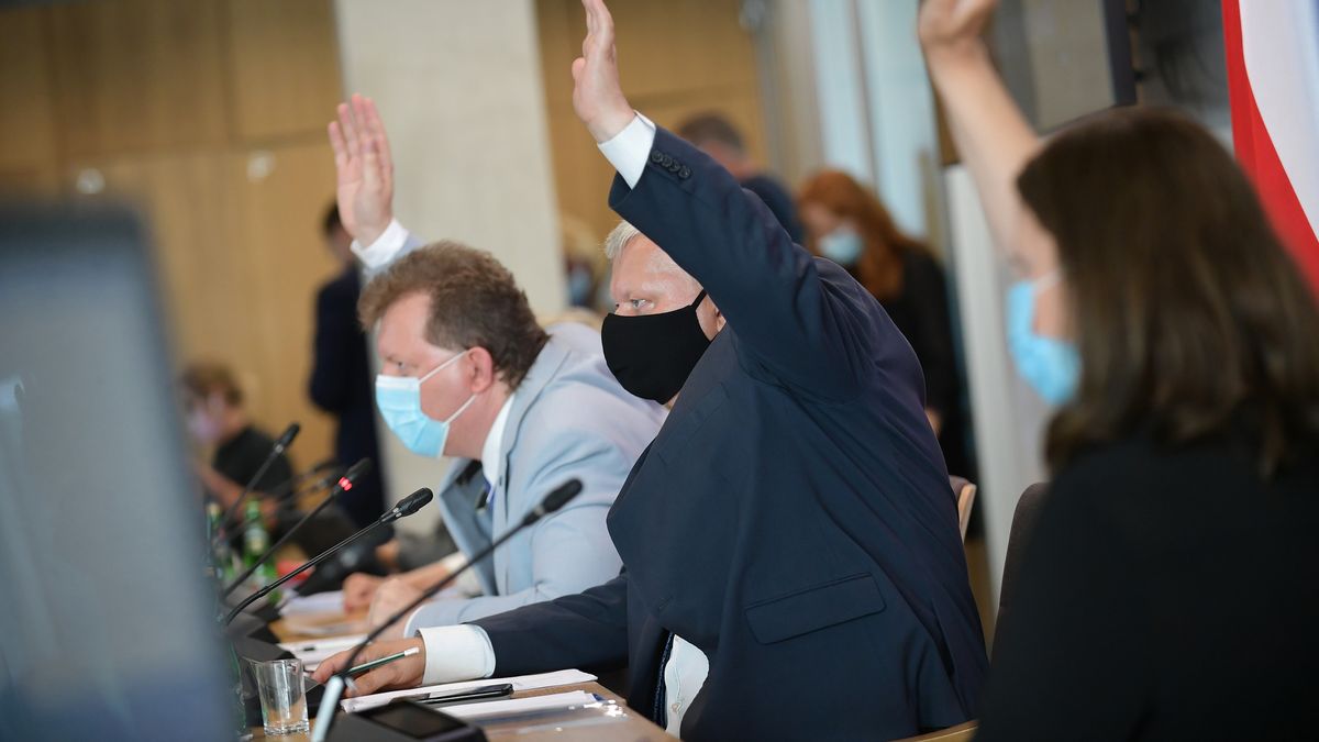 Komisja przyjęła z poprawkami projekt zmian w ustawie o radiofonii i telewizji