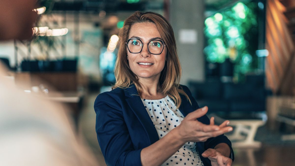 Zrezygnowali z menedżerów, zatrudnili coachów. Pracownicy firmy stali się szczęśliwsi, zaczęli brać mniej dni chorobowych, a ich produktywność poprawiła się o 20 proc.