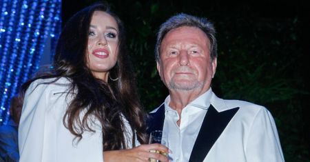 Patrycja Tuchlińska pokazała się po raz pierwszy od rzekomego urodzenia CÓRKI! Zaprezentowała okazały dekolt i syna (FOTO)