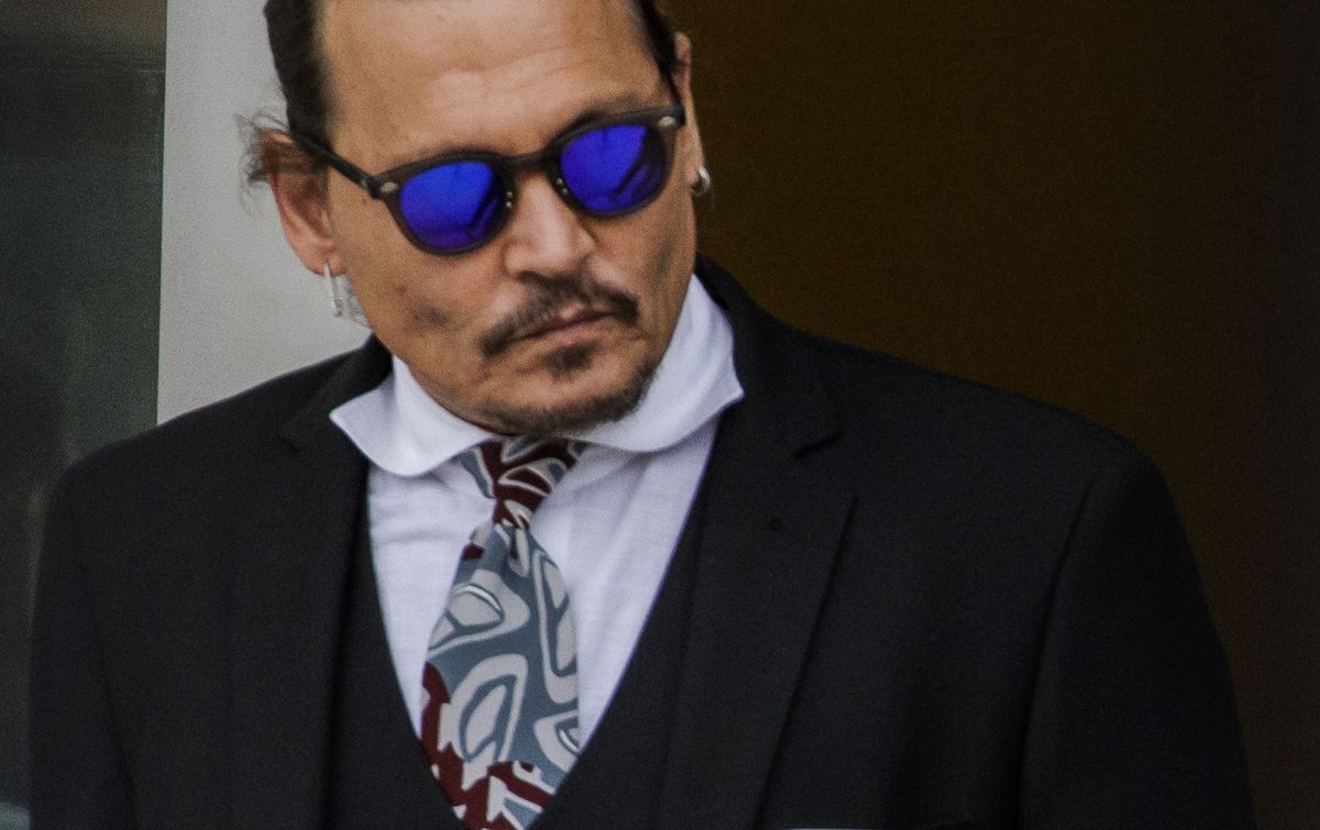 Johnny Depp po wygranym procesie cieszy się potężną bazą fanów