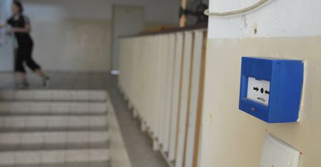 Oszustwa "na legionellę". Pukają do drzwi z ofertą