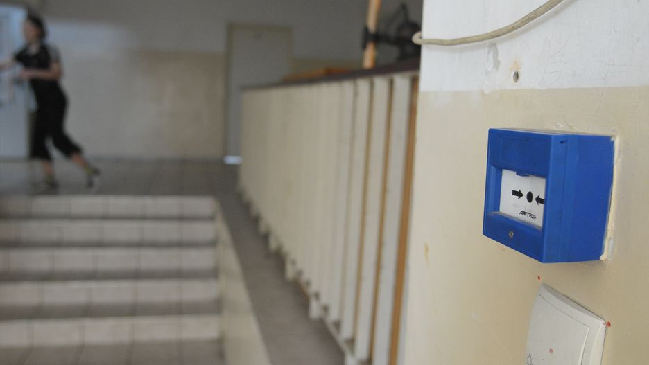 Oszustwa "na legionellę". Pukają do drzwi z ofertą