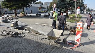 Tarnów: Remont parkingu obok ważnych placówek i punktów handlowo-usługowych dobiega końca. Plac przy ulicy Gumniskiej zyska nowy wygląd