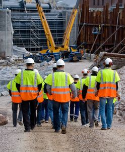 Budowa mieszkań odbija od dna. Deweloperzy wracają na szczyt?