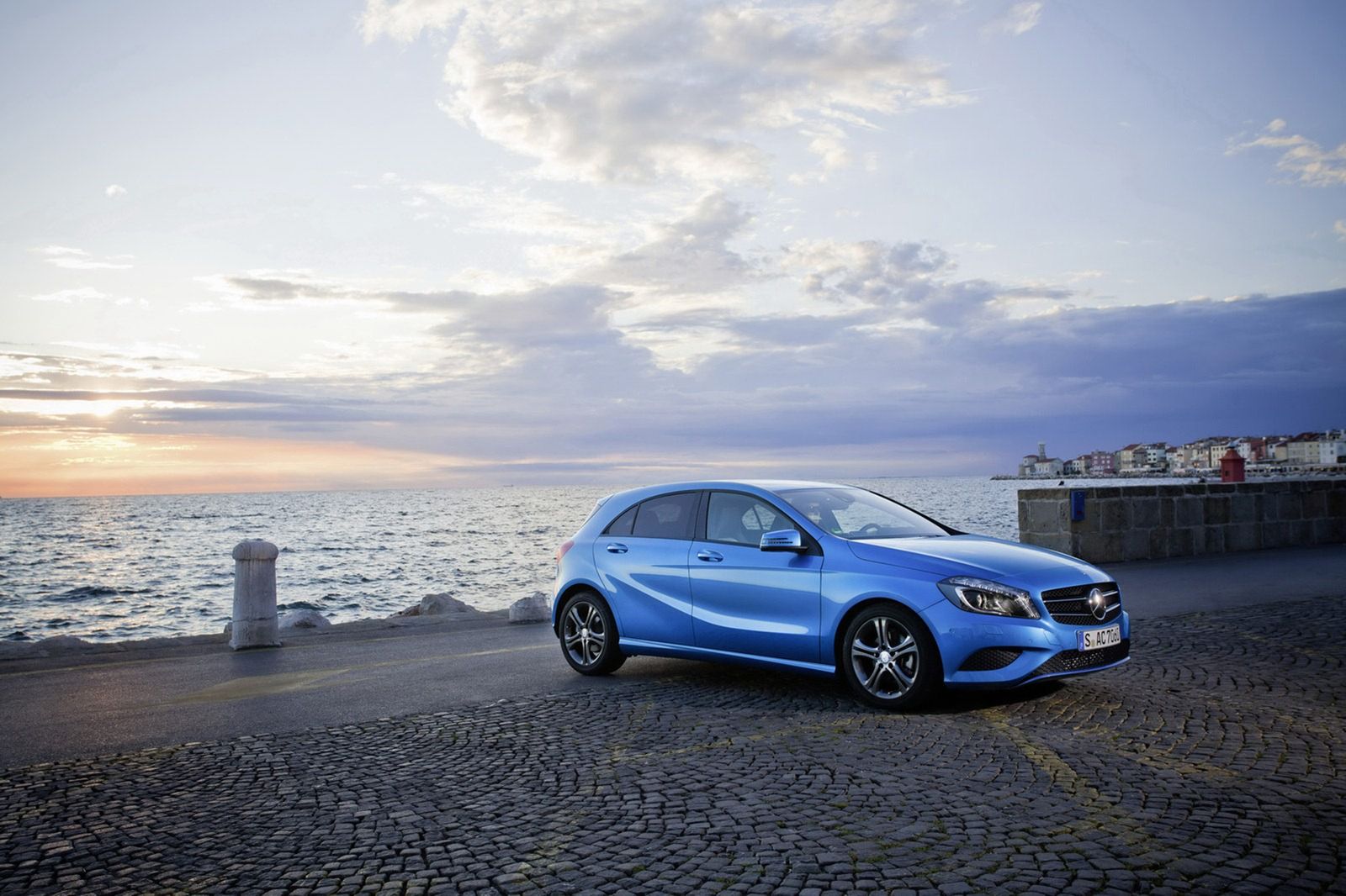 Mercedes-Benz klasy A (W176) - obszerna galeria prosto od producenta 54