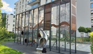 W Gdańsku Oliwie powstał plac zabaw. Przypomina szklarnię lub terrarium