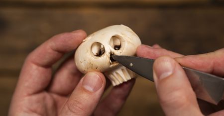 Z pieczarek robię ekspresowe dekoracje halloweenowe. Każdy się nimi zachwyca