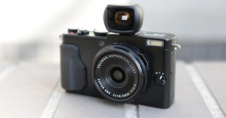 Fujifilm X70 - kieszonkowe APS-C [test]