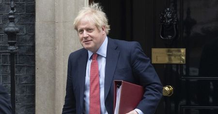 Boris Johnson wciąż przebywa na oddziale intensywnej terapii