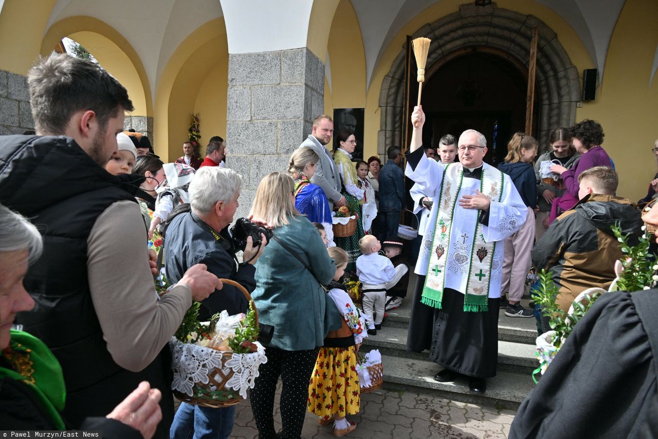 Święconka. Czy katolicy muszą w niej wziąć udział? Wyjaśniamy