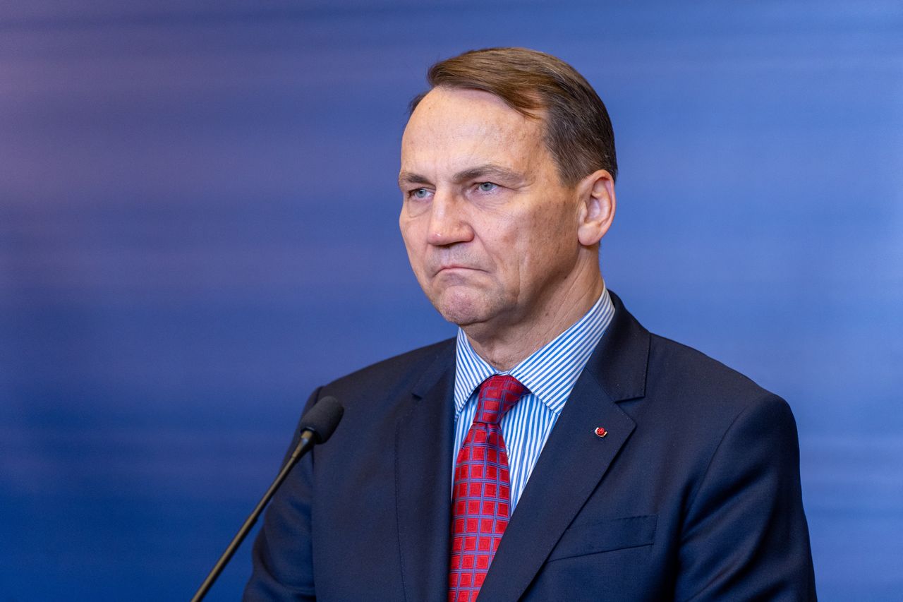 "Boli". Sikorski zwraca się do Ukrainy