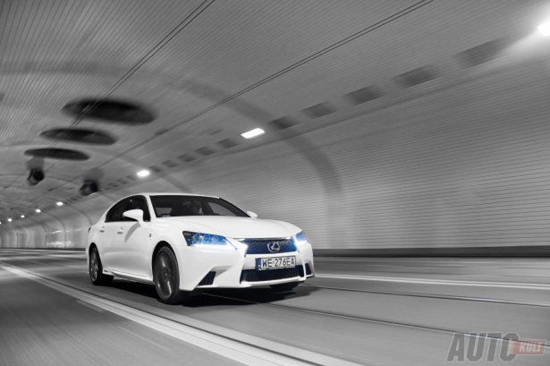 Lexus GS450h F-Sport - hybrydowy Transformer [test autokult.pl]