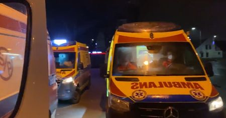 "Paraliż". Pokazał, co się dzieje przed szpitalem w Lubinie. Wstrząsające nagranie
