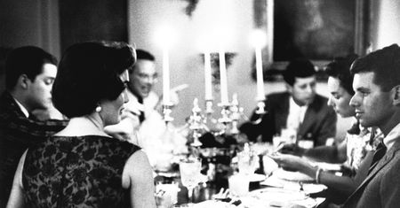 Zakazana miłość. Brat Johna F. Kennedy'ego miał romans z Jackie Kennedy