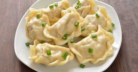 Zapomnij o ruskich. Pierogi z tym farszem to prawdziwa uczta