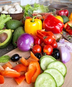 Jedz bez obaw! Warzywa i owoce, które są najmniej zanieczyszczone pestycydami