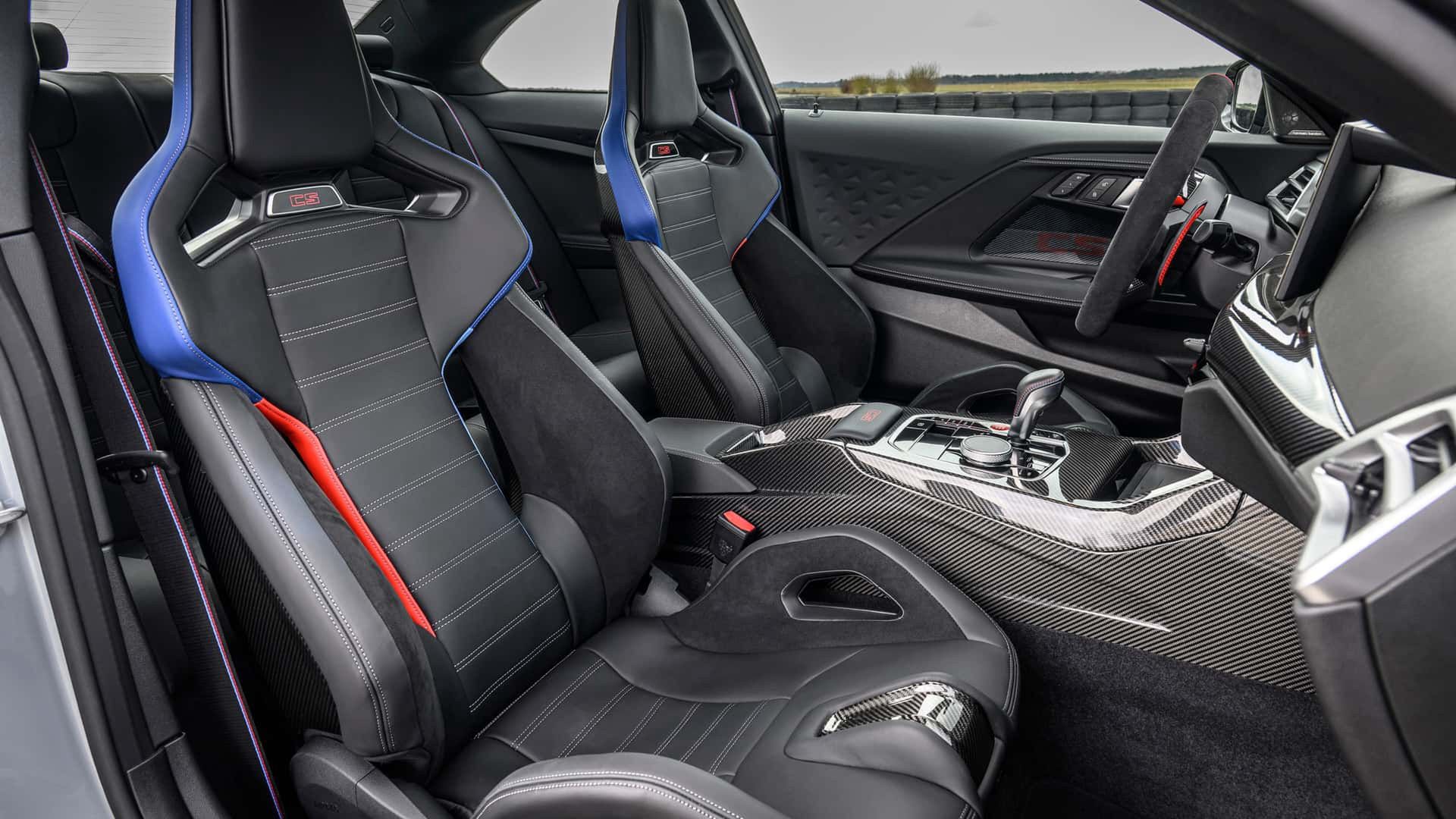 BMW M2 CS
