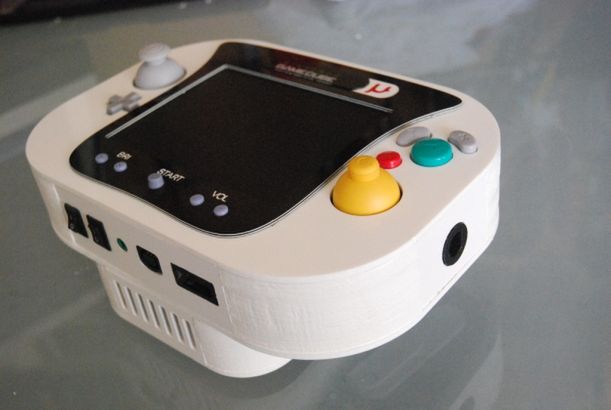 Majsterkowicz stworzył przenośnego GameCube’a! 2
