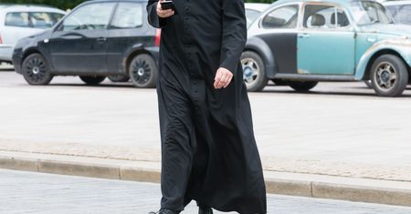 Orgia na plebanii. Nowe informacje o księdzu