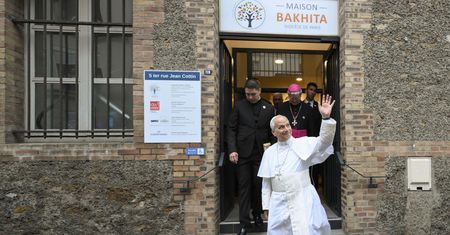 Papież Leon XIV wśród migrantów w Paryżu. Padły ważne słowa o pokoju