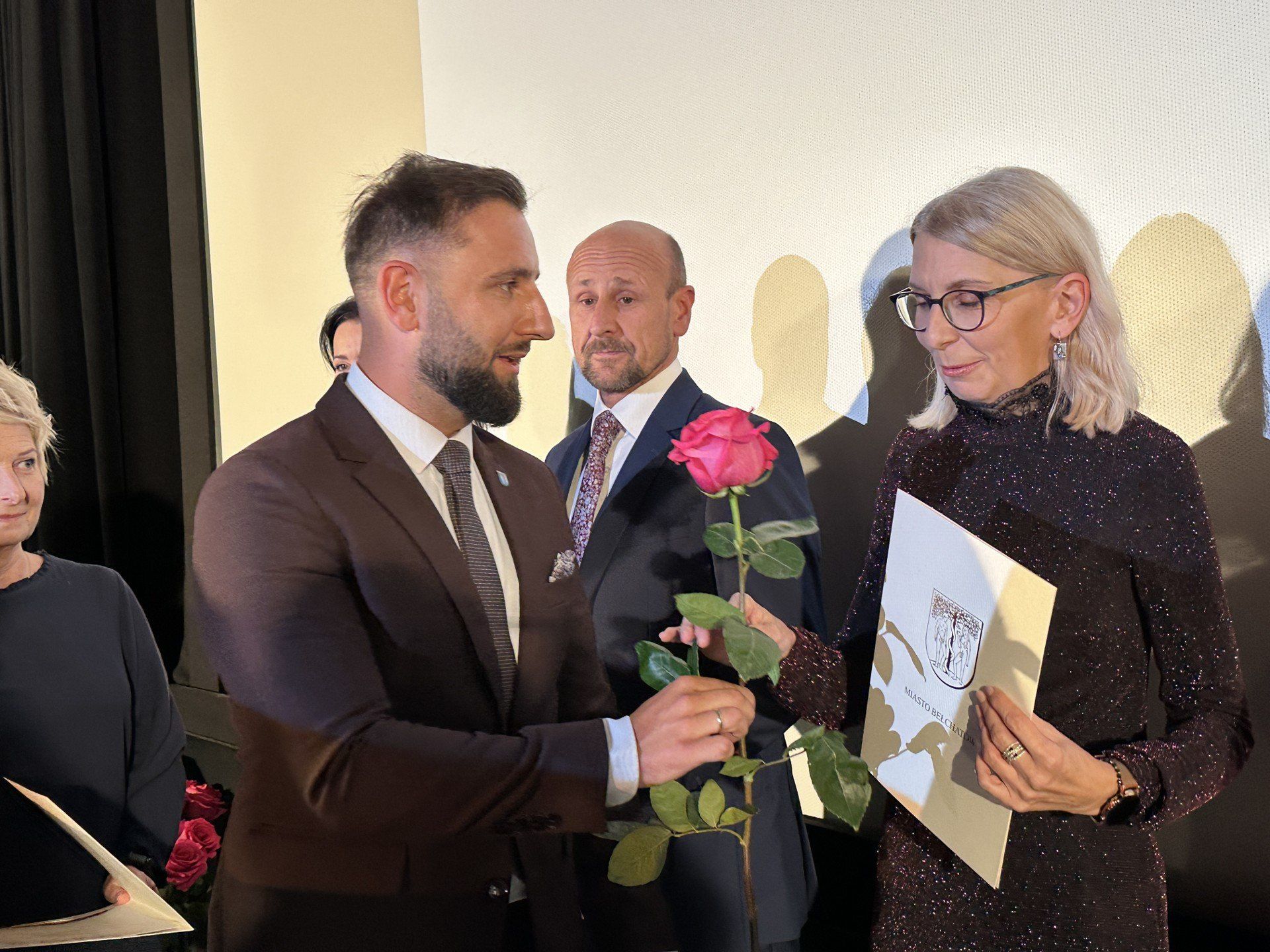 Podczas uroczystości wręczono nagrody dla wyróżniających się nauczycieli