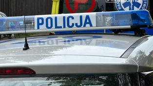 Warszawa: Pijana matka chciała wyjść do sklepu przez balkon
