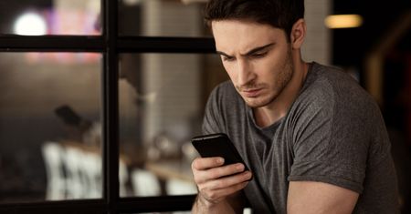 Pierwsze problemy Androida 9.0: smartfony Google'a straciły szybkie ładowanie