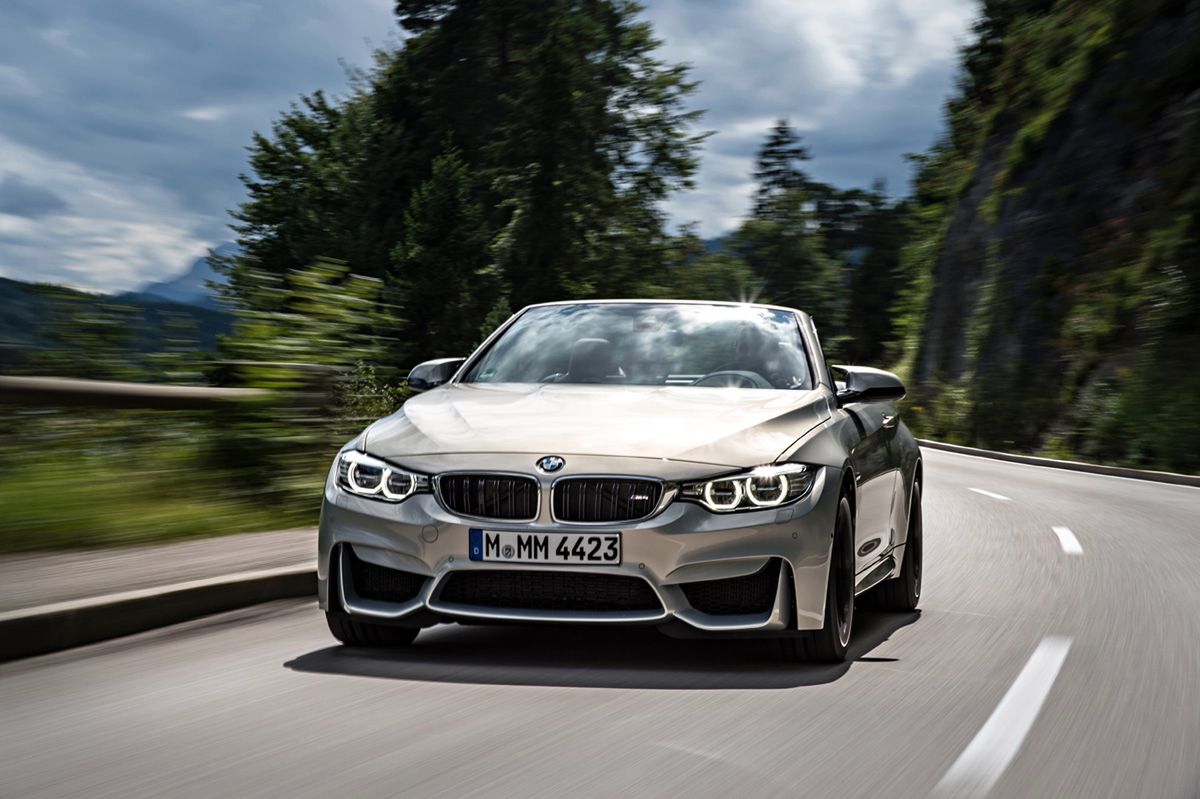 Ogromna galeria zdjęć z kabrioletem BMW M4 128