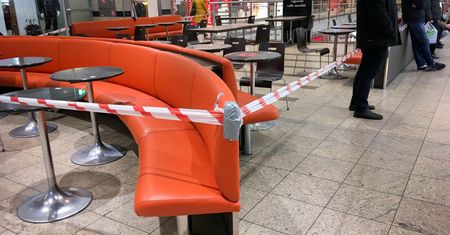 Nowe ograniczenia. Przedstawicielka branży komentuje decyzję o zmniejszeniu limitu klientów i zamknięciu części sklepów