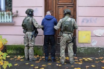 Ukrainiec organizował nielegalne przekroczenia granicy. Został wydalony