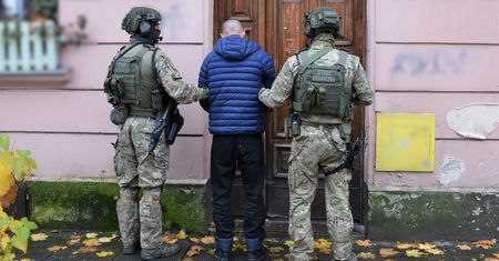 Ukrainiec organizował nielegalne przekroczenia granicy. Został wydalony