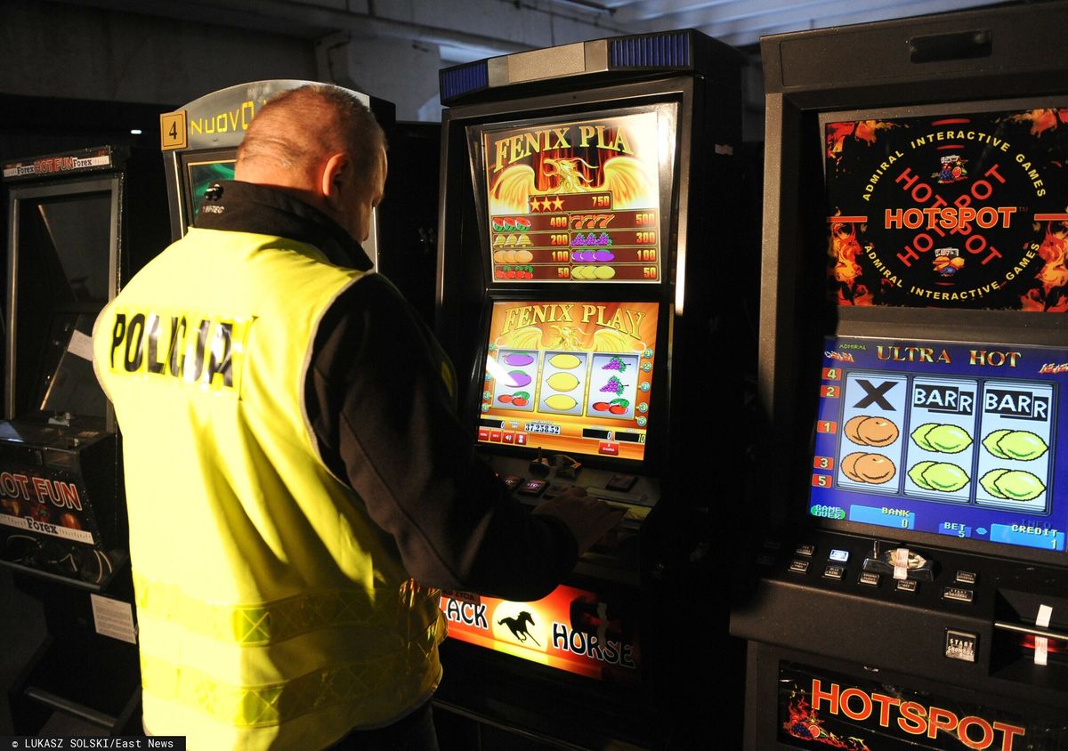 Policja przypomina, że podmioty prywatne nie mogą urządzać gier na automatach poza kasynami