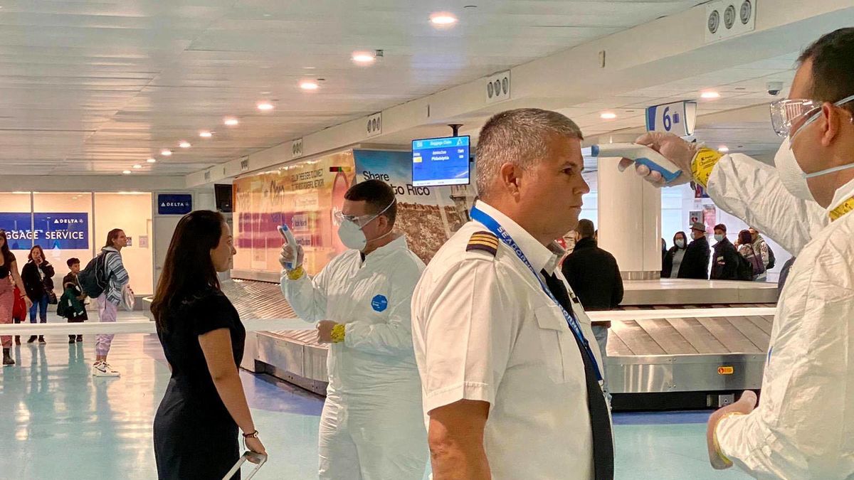 Odwołane loty, uziemione samoloty. Pandemia miała poważny wpływ na podróże. Do dziś wiele linii boryka się problemami finansowymi. Teraz podróżni mają szansę szybciej odzyskać pieniądze za niezrealizowane bilety. 