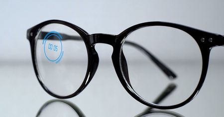 Meta przejmuje firmę od inteligentnych okularów