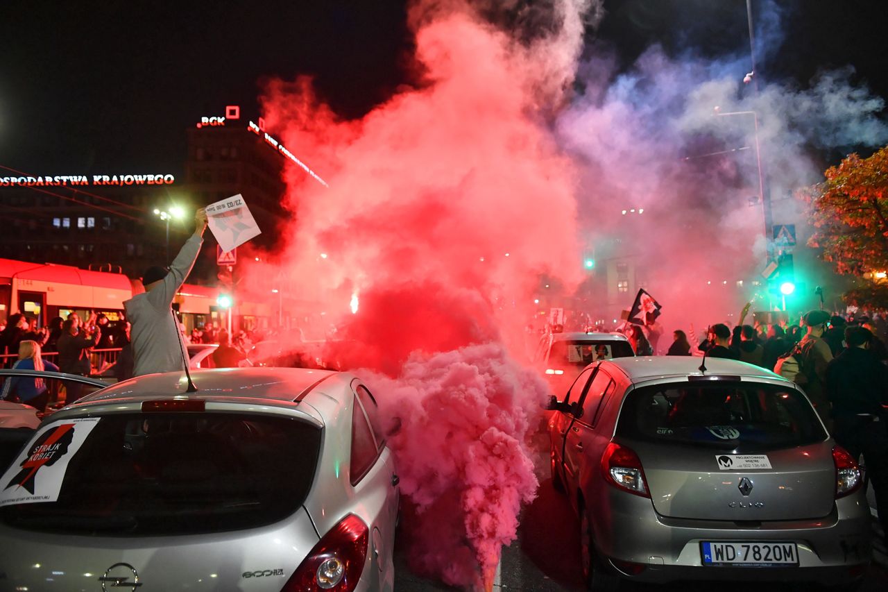 Warszawa. Strajk Kobiet. Blokada dróg w stolicy