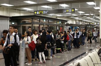 Ostrzegają podróżnych. Groźna choroba zakaźna w Azji