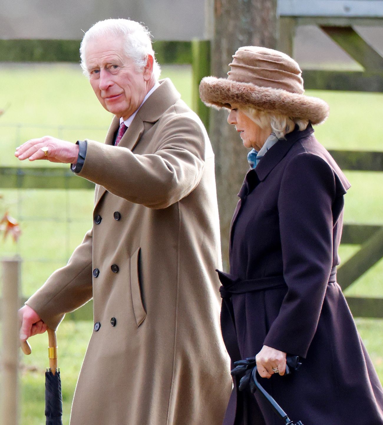 Dlaczego Pałac Buckingham nie poinformował o szczegółach choroby króla Karola III