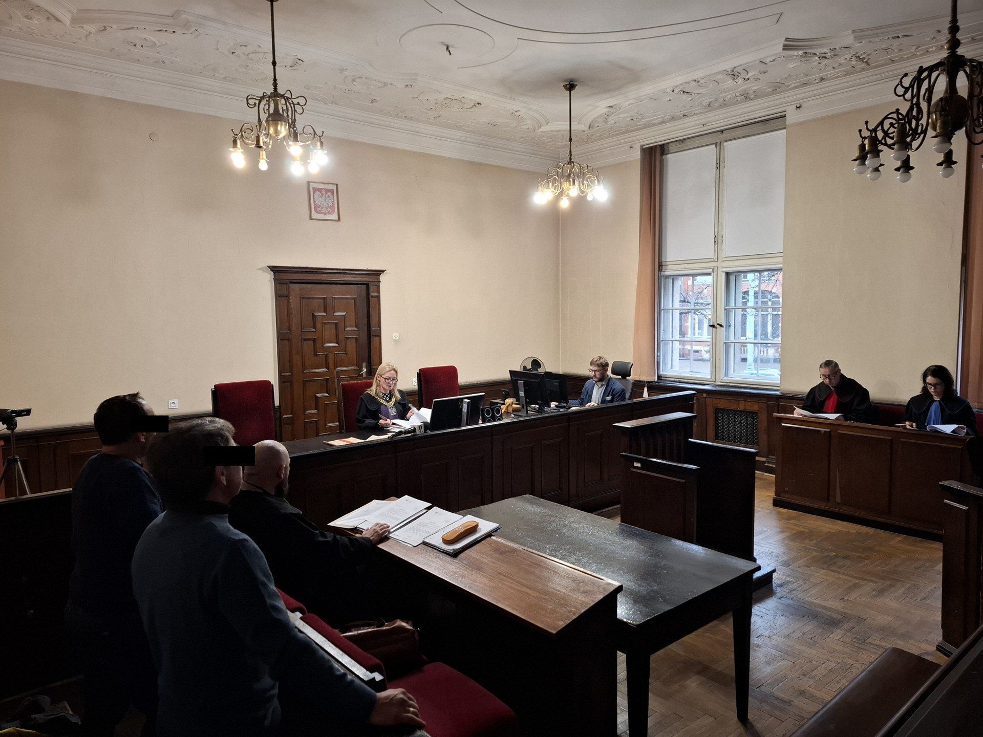 Zdjęcie archiwalne z początku procesu. Na publikacji orzeczenia, nie pojawił się prokurator ani obrońca.
