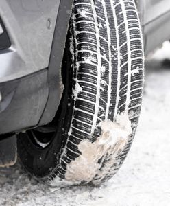 Synoptyk IMGW ostrzega. Dopiero wtedy warto zmienić opony z zimowych na letnie