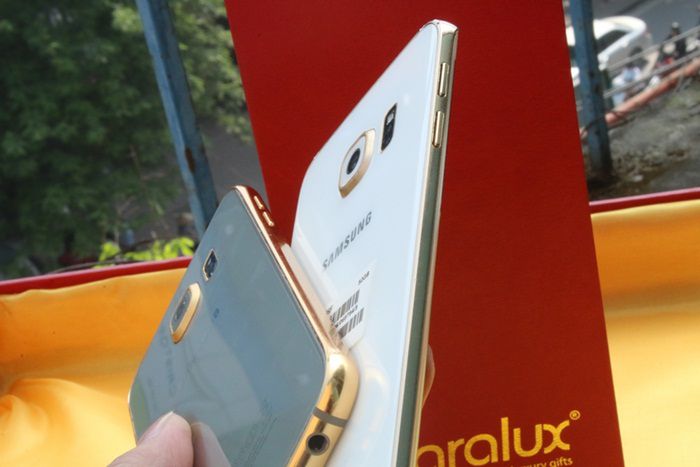 Możesz już kupić Galaxy S6 i S6 edge w obudowach z 24-karatowego złota 18