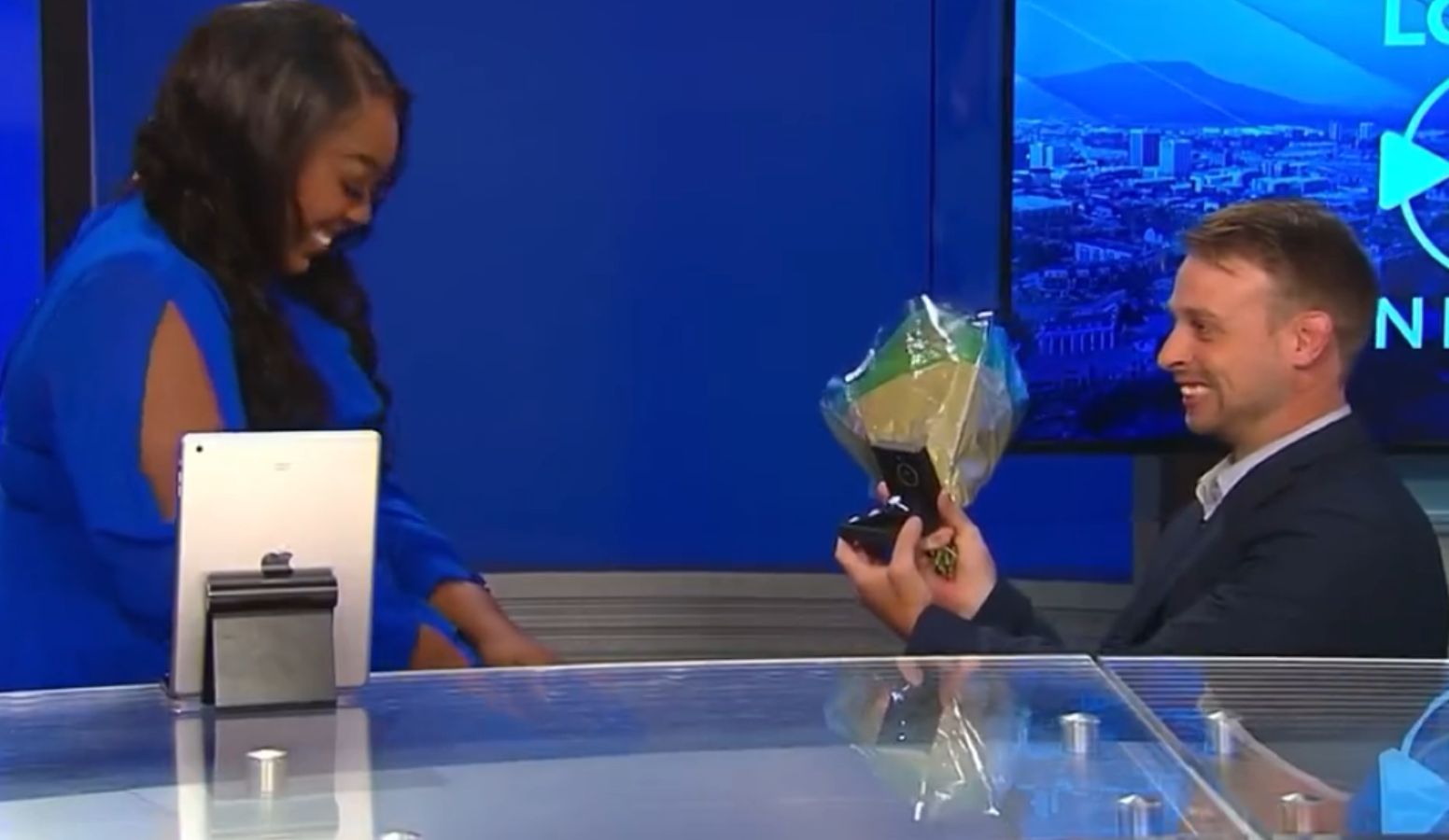 Oświadczyny w studiu telewizyjnym