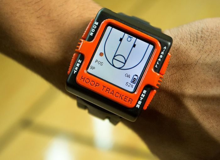 Hoop Tracker. Zegarek, który pomoże poprawnie rzucić do kosza! 2